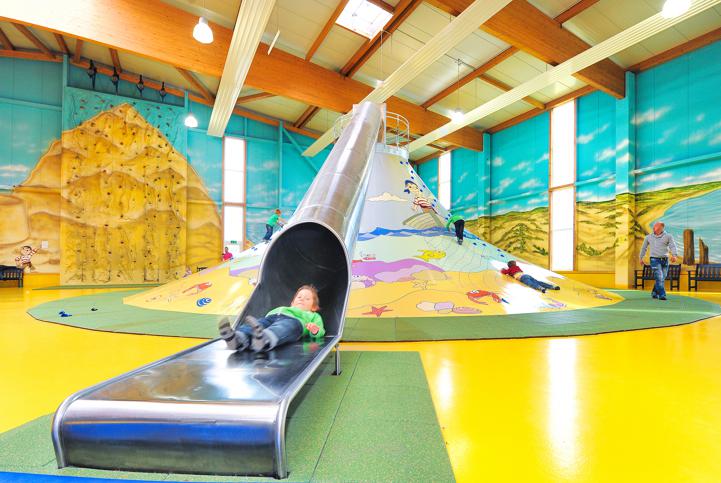 Klabautermann Indoor-Spielpark Attraktionen Klettervulkan